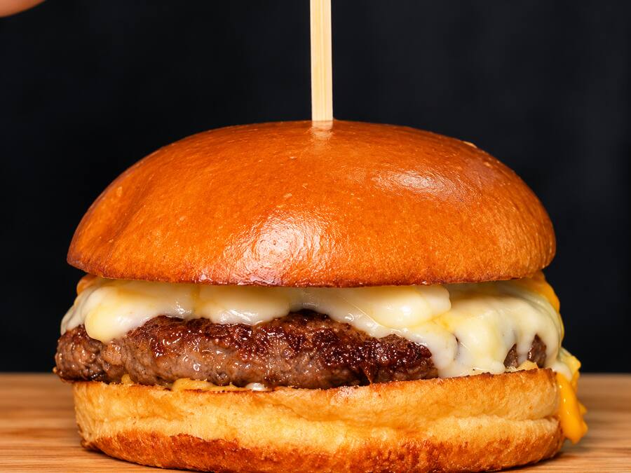 Burger Artesanal 4 Queijos Costela 180g